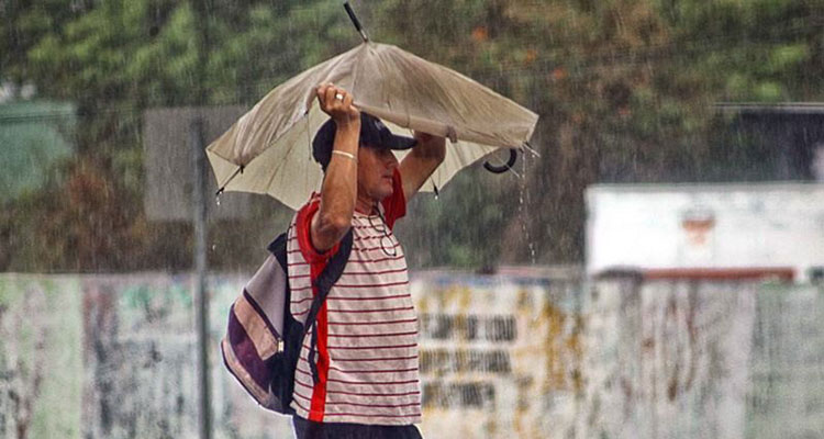 Terminará con lluvia el 2015