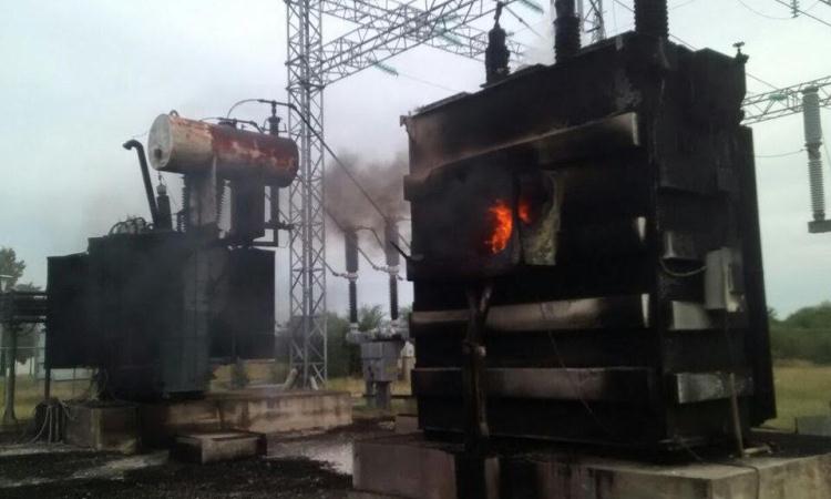 Se incendia equipo de rebombeo de Comapa