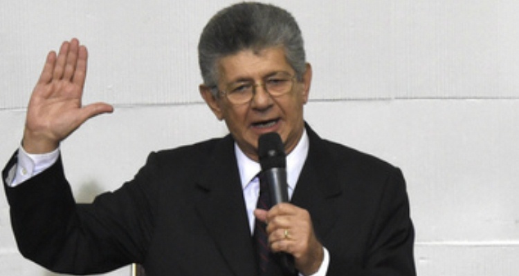 Opositor Ramos Allup, nuevo presidente del Parlamento venezolano