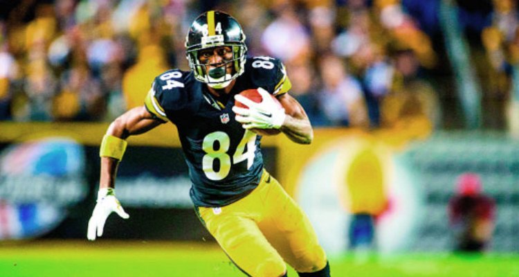Antonio Brown lidera galardones en la NFL