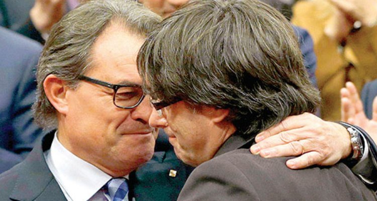 Nuevo presidente catalán promete independencia de España en 18 meses