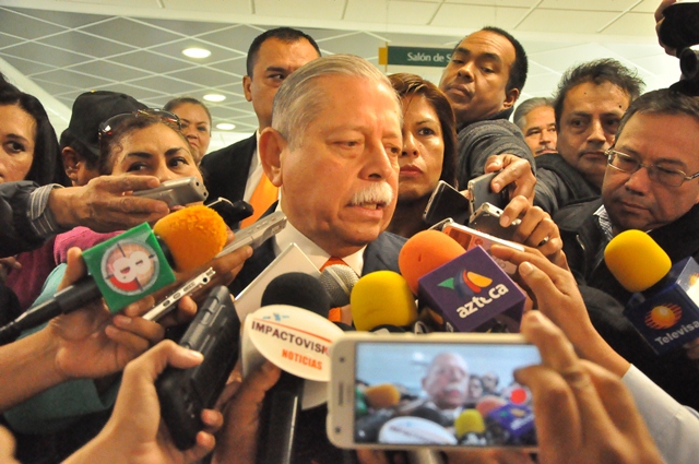 ¡Ya mero!…pero calma, pide el gobernador a priistas