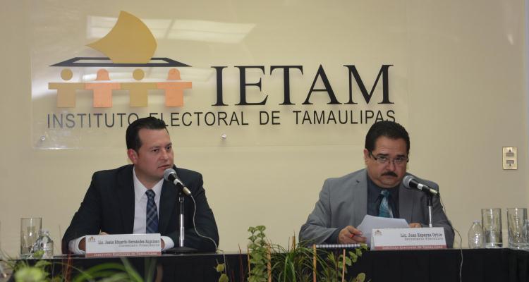 Independientes salen en busca de firmas