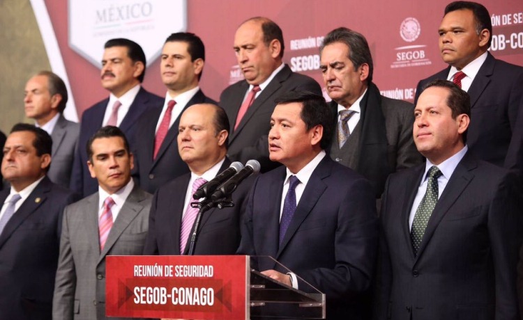 Quieren Gobernadores Mando Único con rango Constitucional
