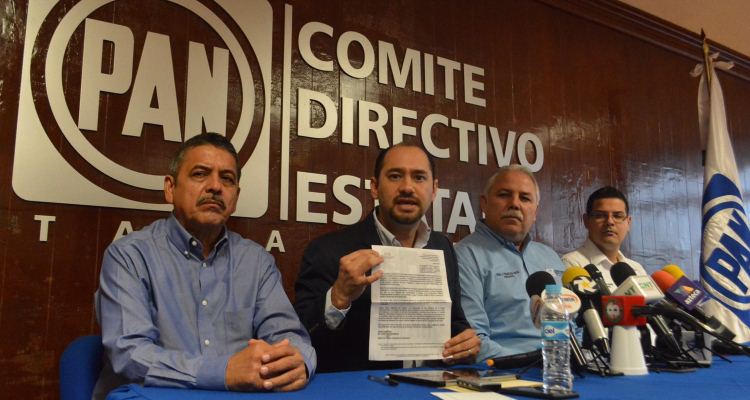 PGR declara “limpio” a Cabeza de Vaca
