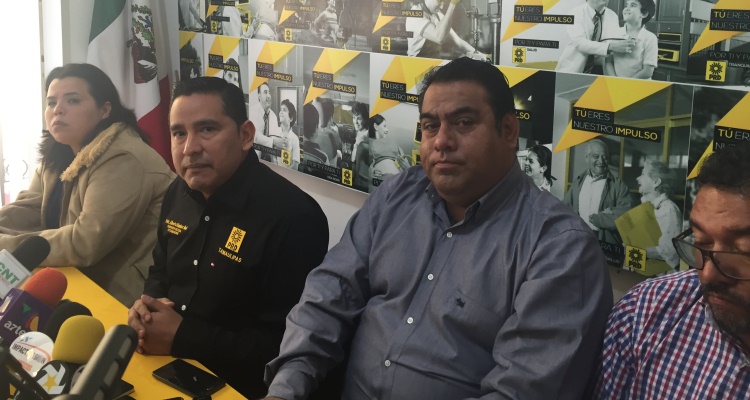 Independientes salen en busca de firmas