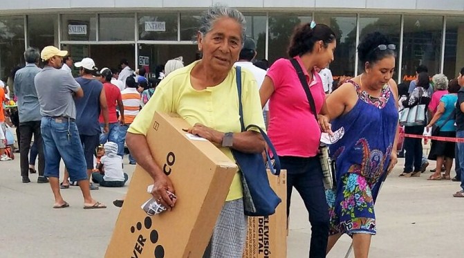 Pantallas de Sedesol Federal son de pésima calidad