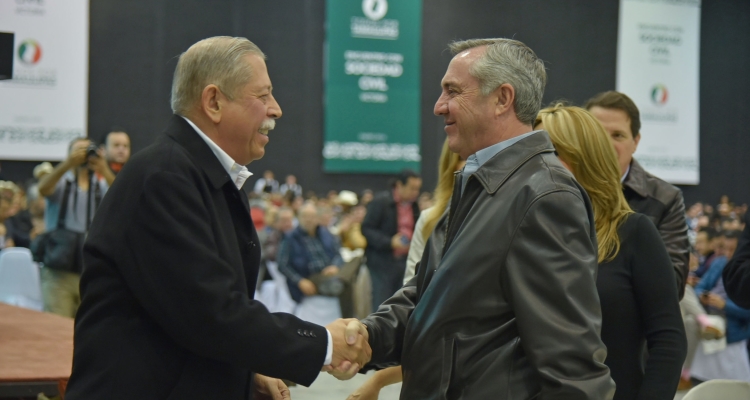 Reconoce Etienne liderazgo  de Egidio Torre Cantú