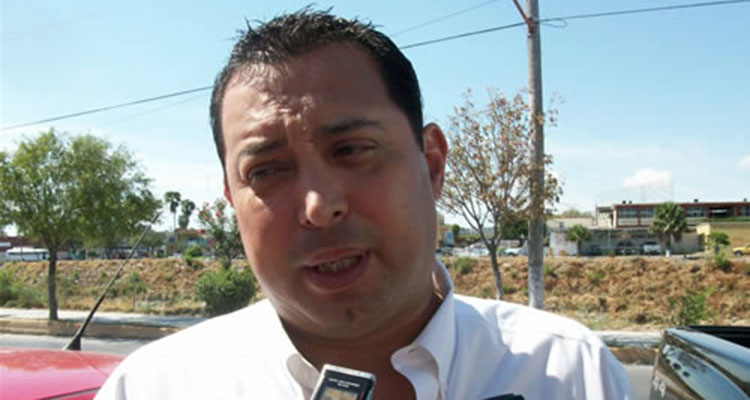Se va Assad del IMSS; Llega “El Bobby”