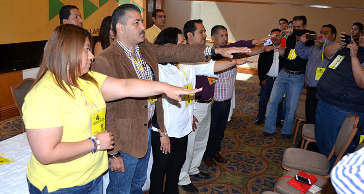 Elige PRD candidatos a Diputados Plurinominales