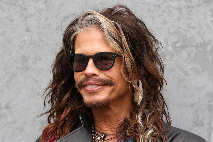 Steven Tyler tiene nueva novia de 28 años de edad