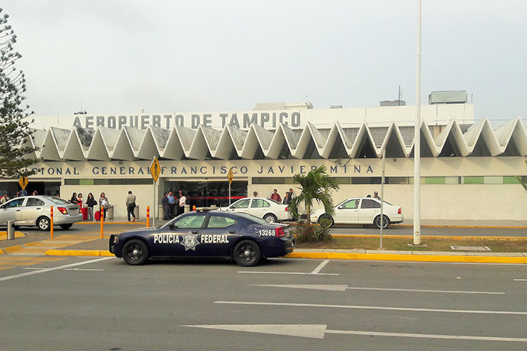 Hermetismo en aeropuerto de Tampico