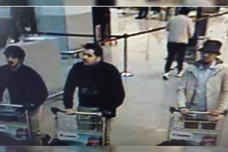 Difunde imagen de dos sospechosos en atentados de Bélgica