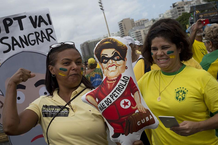 Protestan millones en Brasil contra Roussef
