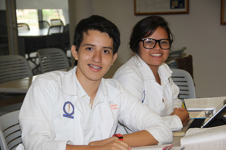 estudiantes-UAT-2