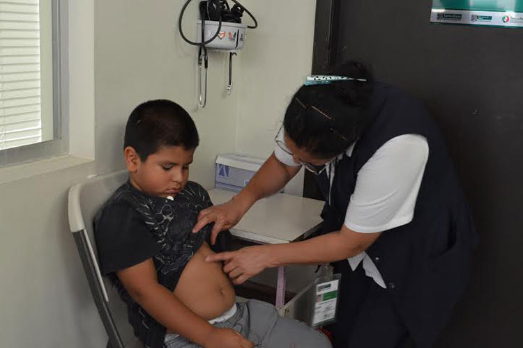 Recupera Salud a 15 mil niños con sobrepeso