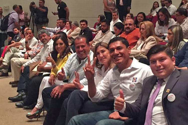 Llegan siete candidatos al Foro de alcaldes en Victoria