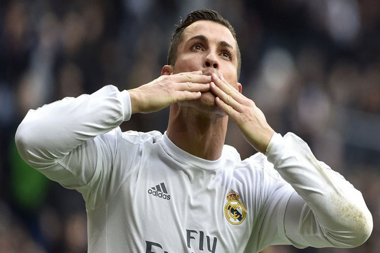Real Madrid logra remontada con gran juego de CR7
