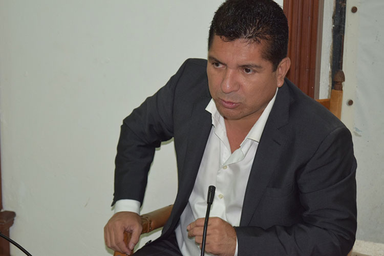 En 15 días terminarán asaltos en mi gobierno: Chavira