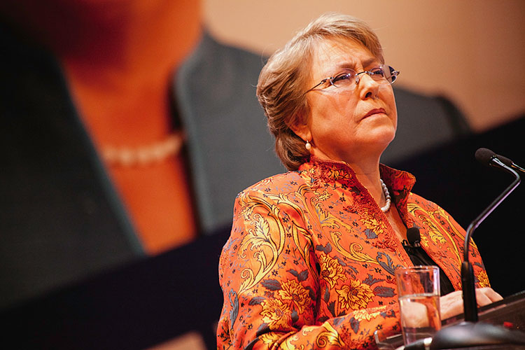 Critican reforma laboral en Chile