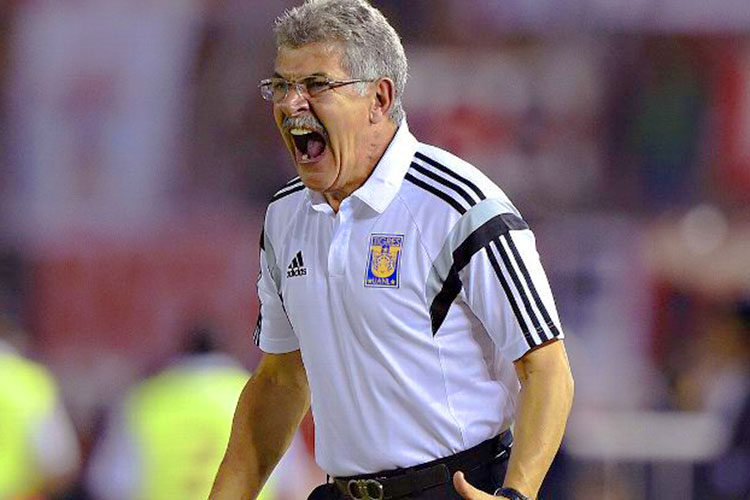 ‘Tuca’, preocupado por su equipo
