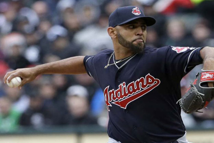 Brilla Salazar ante Chicago