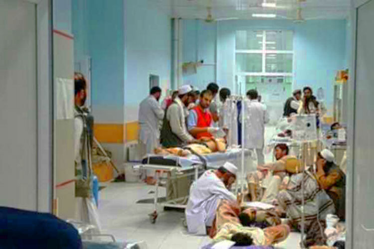 Mueren 3 médicos y 14 pacientes en bombardeo a hospital en Siria