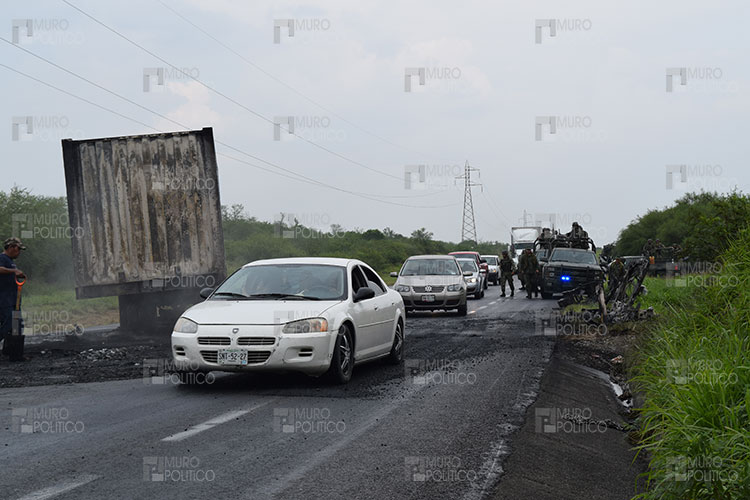 Liberan carreteras y a líder moral de Hidalgo