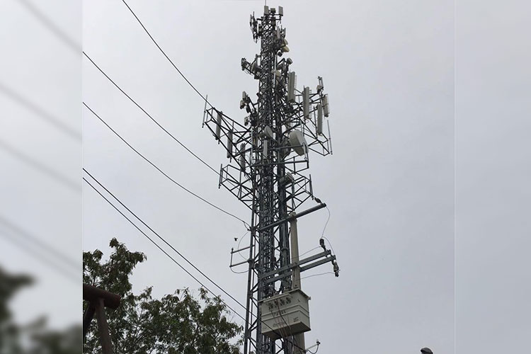 Desmantelan antenas de vigilancia de grupo delictivo