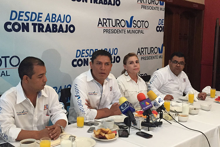 Posterga Almaraz debate entre candidatos a Presidente Municipal