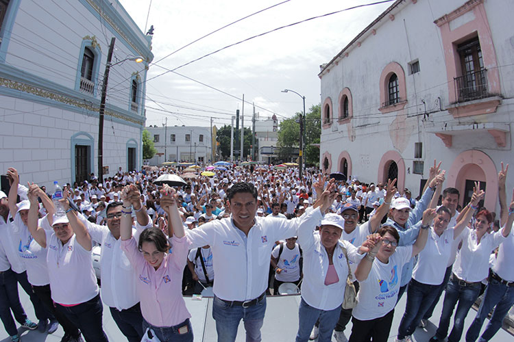 Toman victorenses las calles; claman cambio