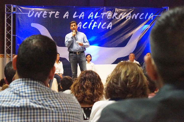 Invita Cabeza de Vaca a Vera y a Jorge Valdez aliarse con el PAN