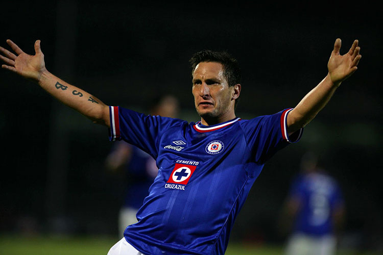 ‘Chaco’ no se va de Cruz Azul