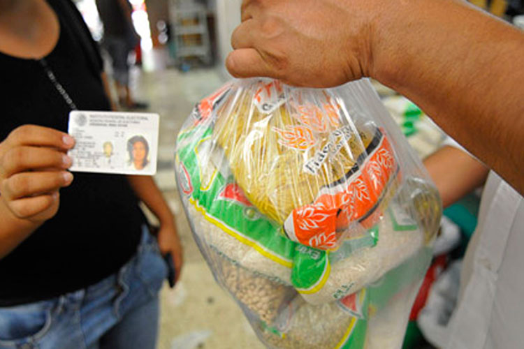 Comité Estatal del PRI denuncia caso de despensas panistas