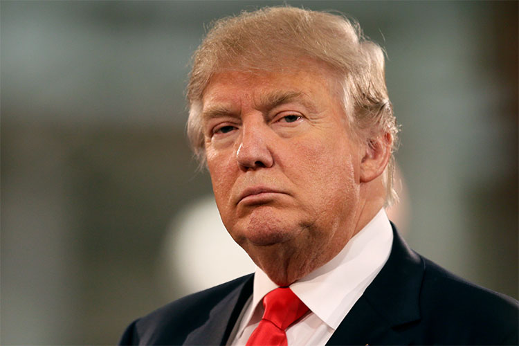 Protestan contra Trump en su visita al Congreso