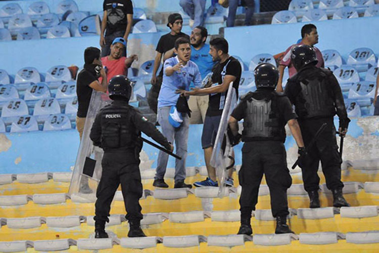Violencia en el Estadio Tamaulipas