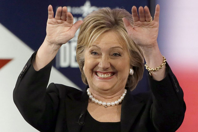Clinton aventaja a Trump entre votantes latinos