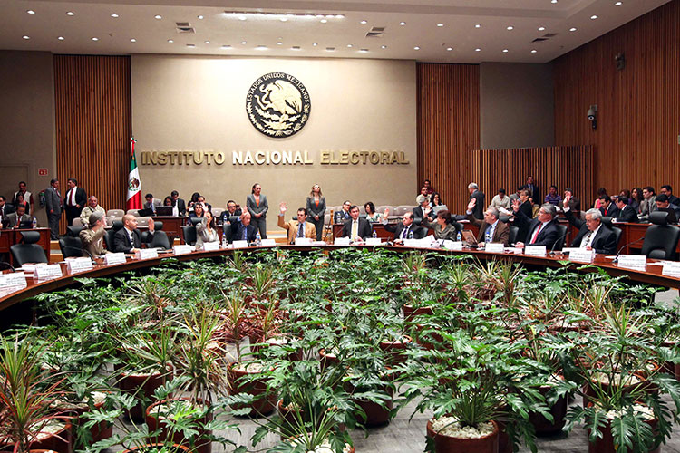 Aprueba el INE asistencia electoral 2016 con austeridad presupuestal