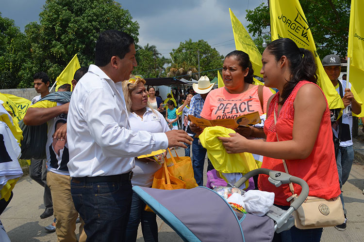 Recorre Jorge Valdez el municipio de Aldama