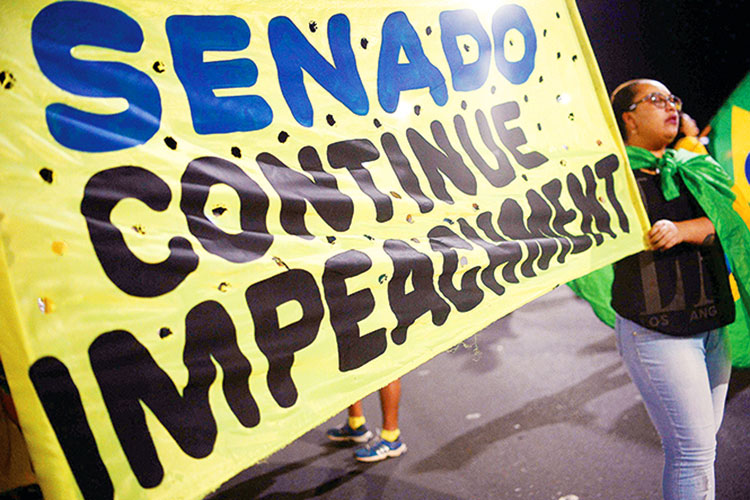 Falla intento de frenar juicio de Dilma Rousseff