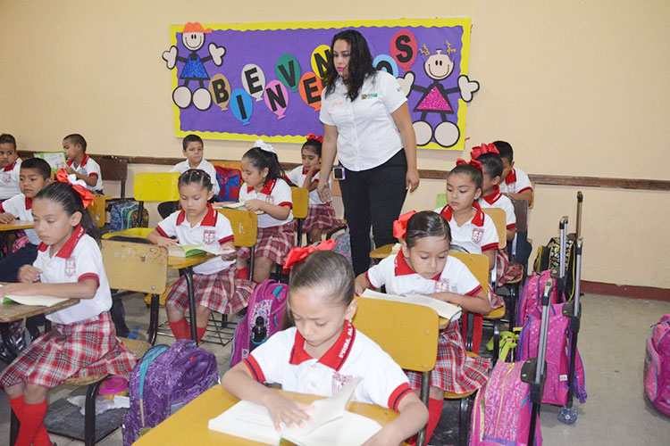Evalúa Secretaria de Educación programa escolar mediante YouTube