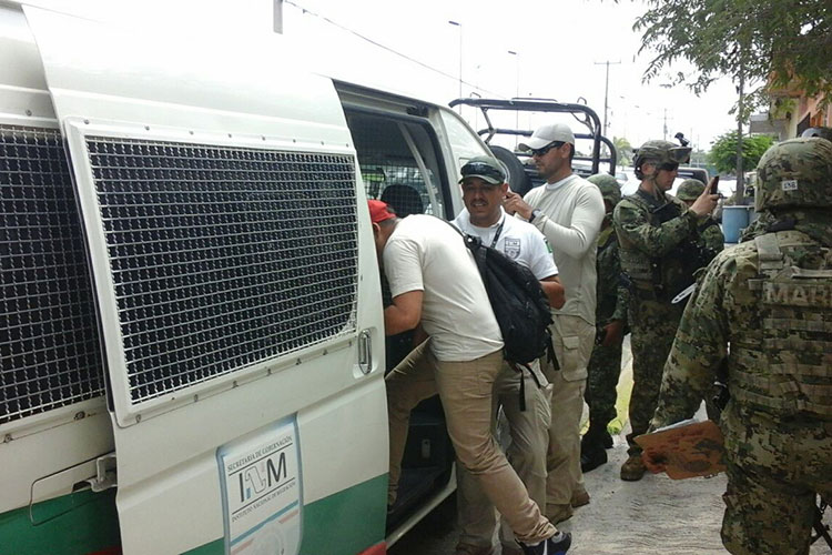 Rescata Marina a 9 migrantes centroamericanos en Reynosa