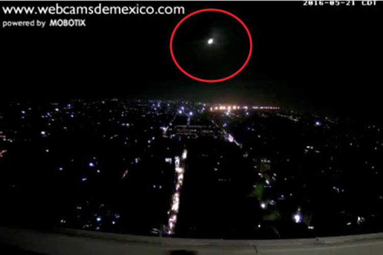 Meteorito ilumina el cielo de México