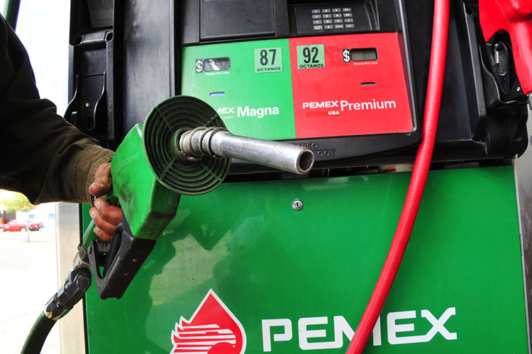 Pemex no verifica gasolina importada