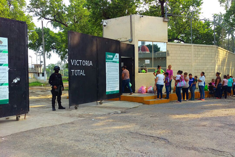 Trasladan a 22 reos federales del CEDES de Victoria CEFERESOS