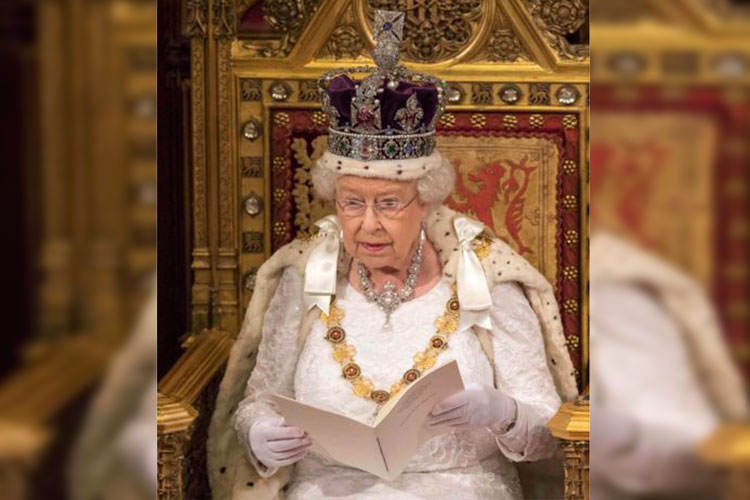Reina Isabel II presentó nuevas iniciativas de ley