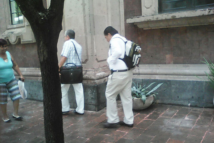 Dan salida a trabajadores sindicalizados de Gobierno