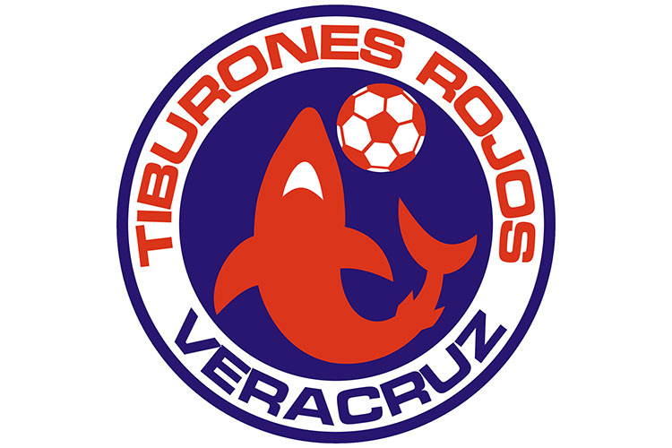 Dueño de Tiburones, amenaza con llevarse su equipo si no gana el PRI en Veracruz