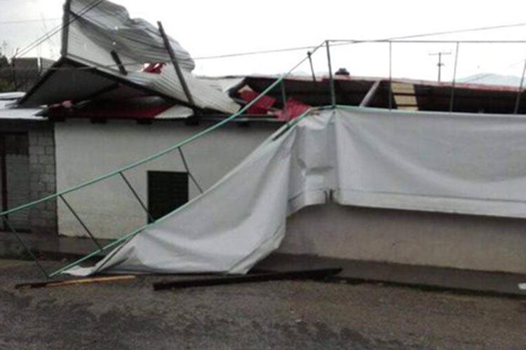 Tornado destruye 70 casas en San Cristóbal de las Casas