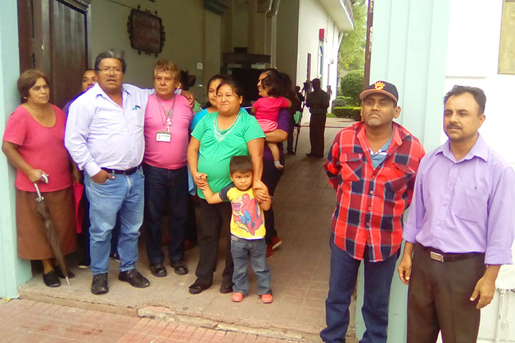 Exigen solución afectados por lluvias en Victoria